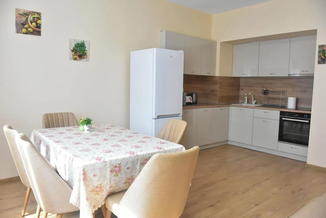 Trimaya Apartment - Comfort In The Top City Center Varna Bulgaria
